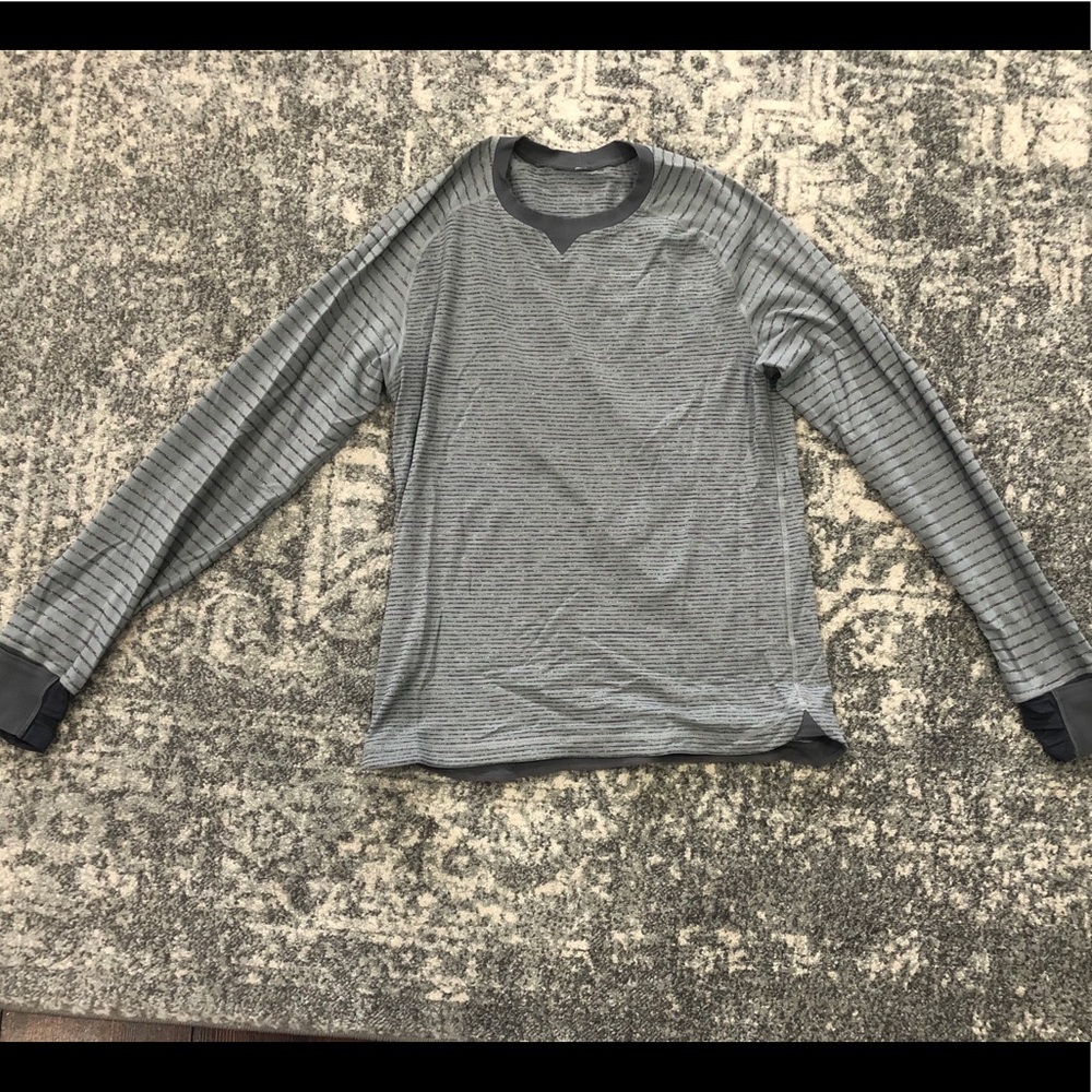 Men’s lululemon size M striped long sleeve